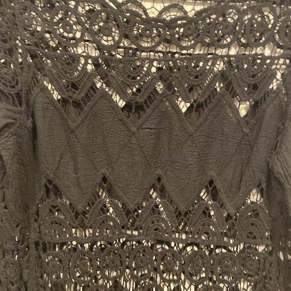 Cover up - Picture 3 of 3